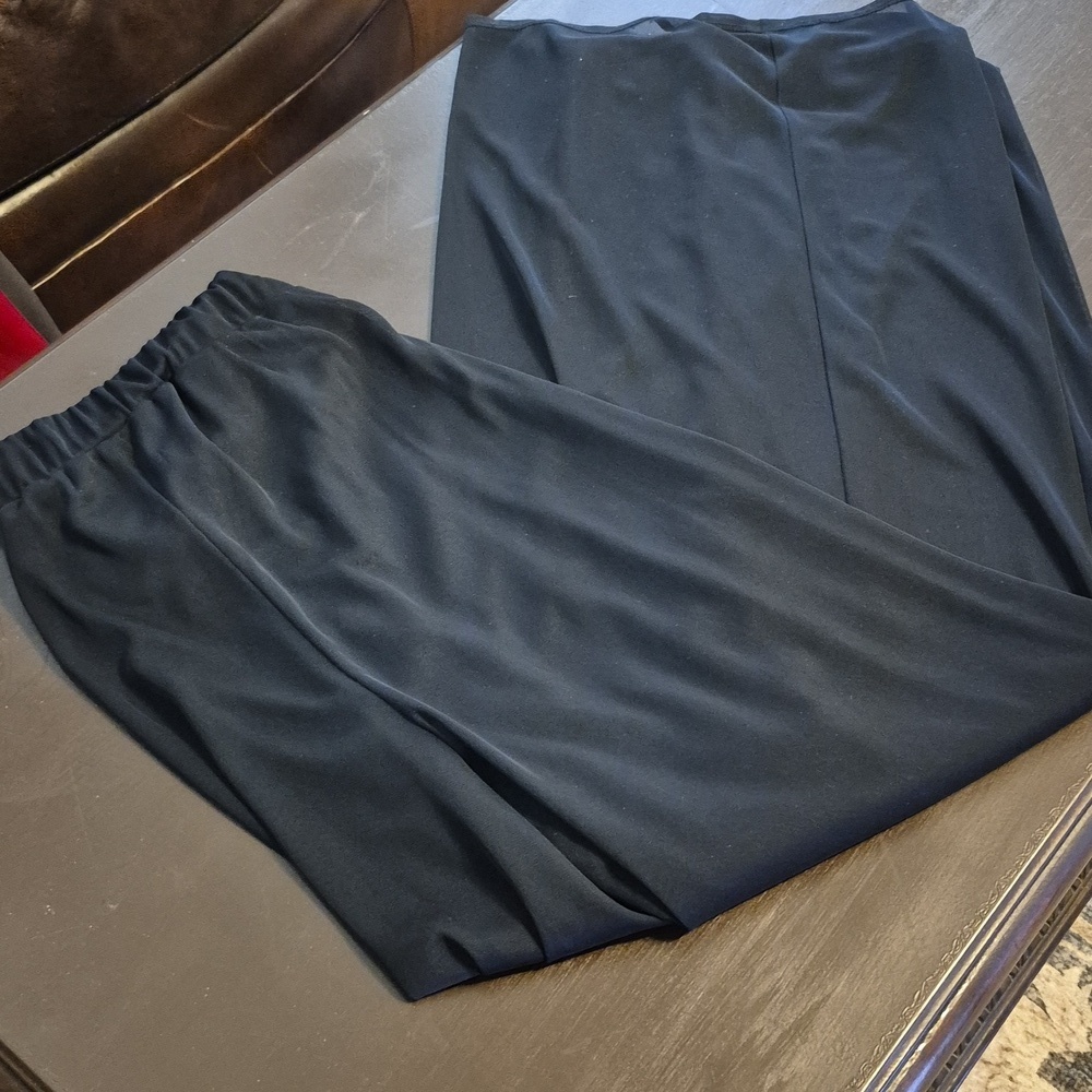 I.N. SanFrancisco :1350B Formal Wear Pants. Wide Leg Lined With An Overlay.